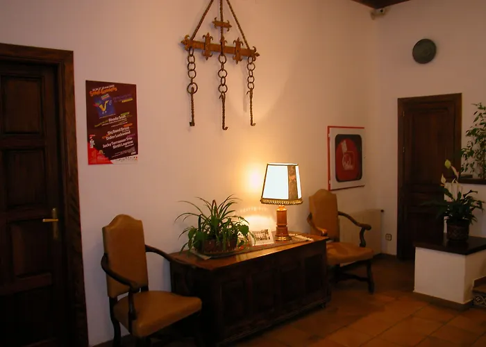 Catalana فندق بوسوست